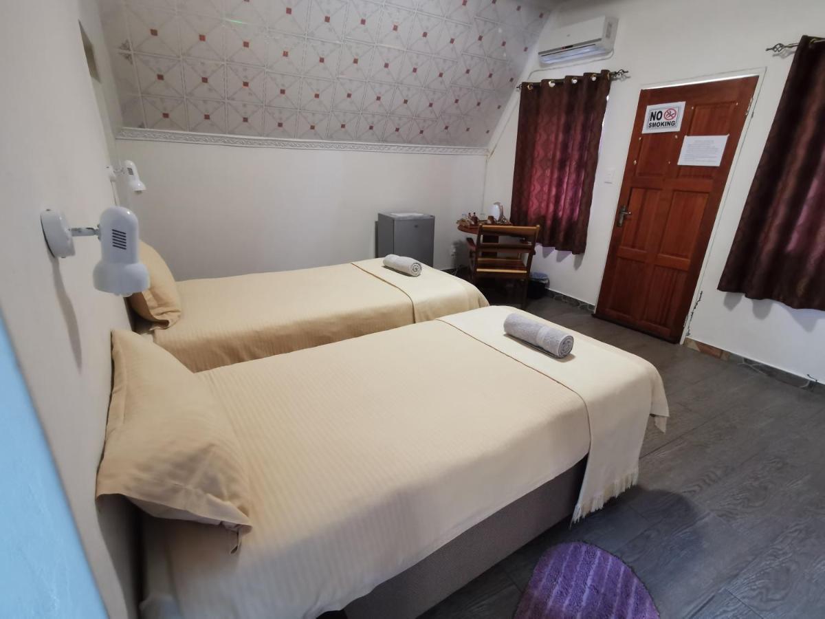 Happy Forest B&B Katima Mulilo Exterior photo