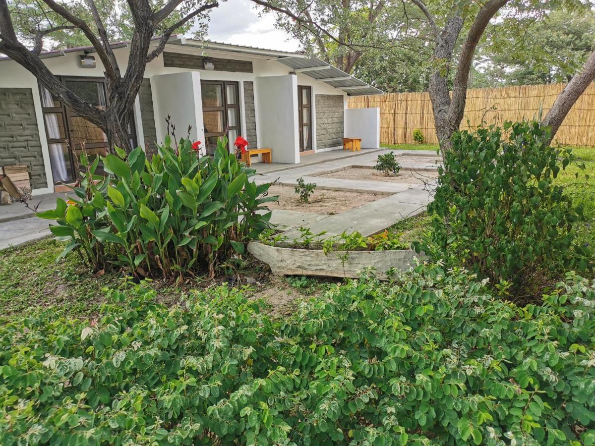 Happy Forest B&B Katima Mulilo Exterior photo
